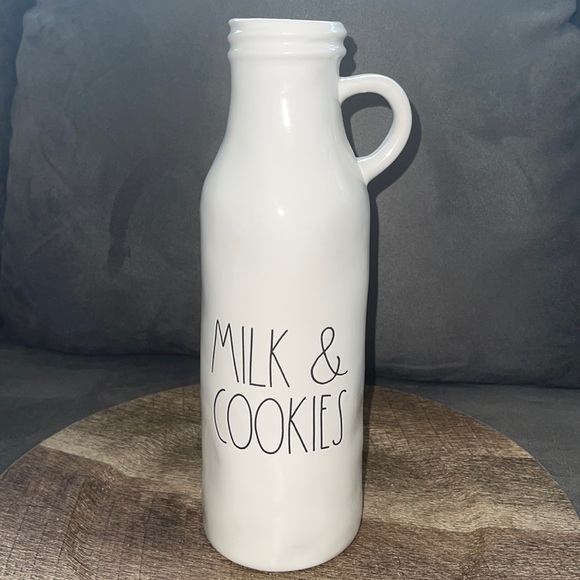 Rae Dunn MILK & COOKIES small jug - Picture 1 of 2